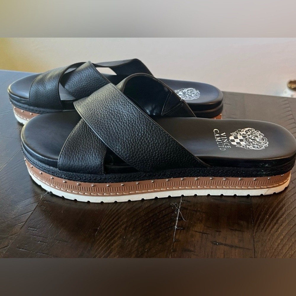 Vince Camuto Black and White Slide Sandals